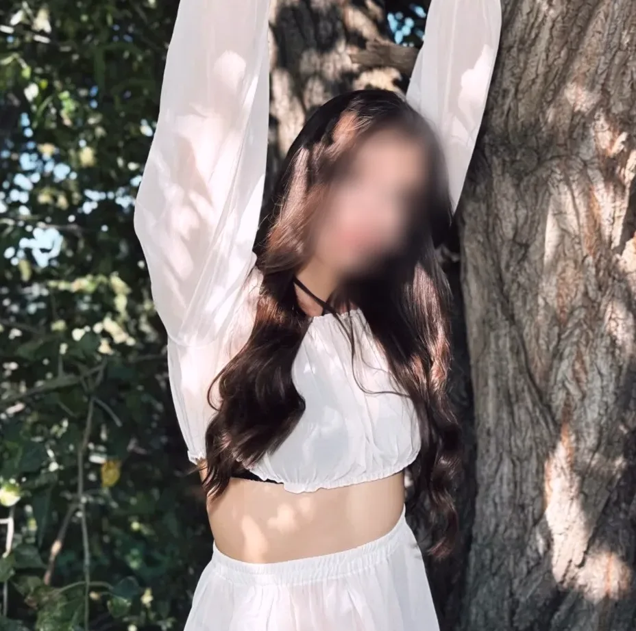 Aylin, 21