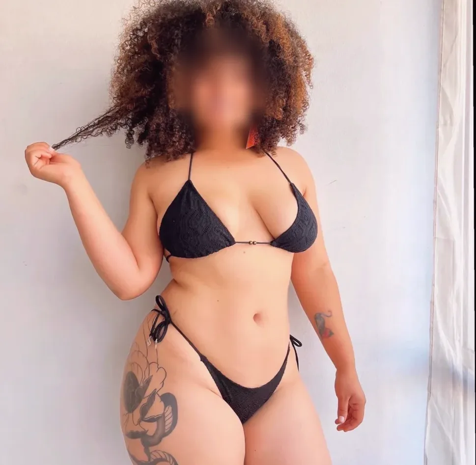 Fabienne, 30