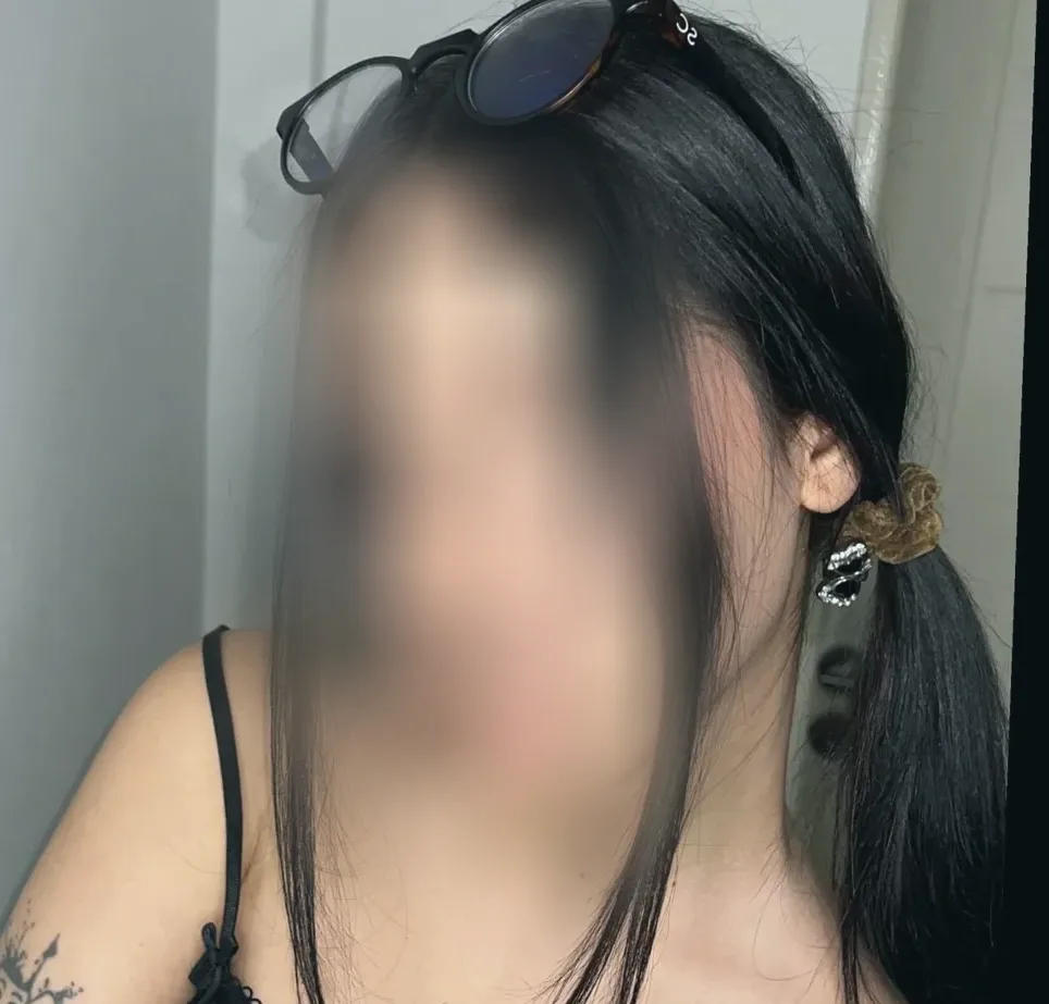 Hannah, 22