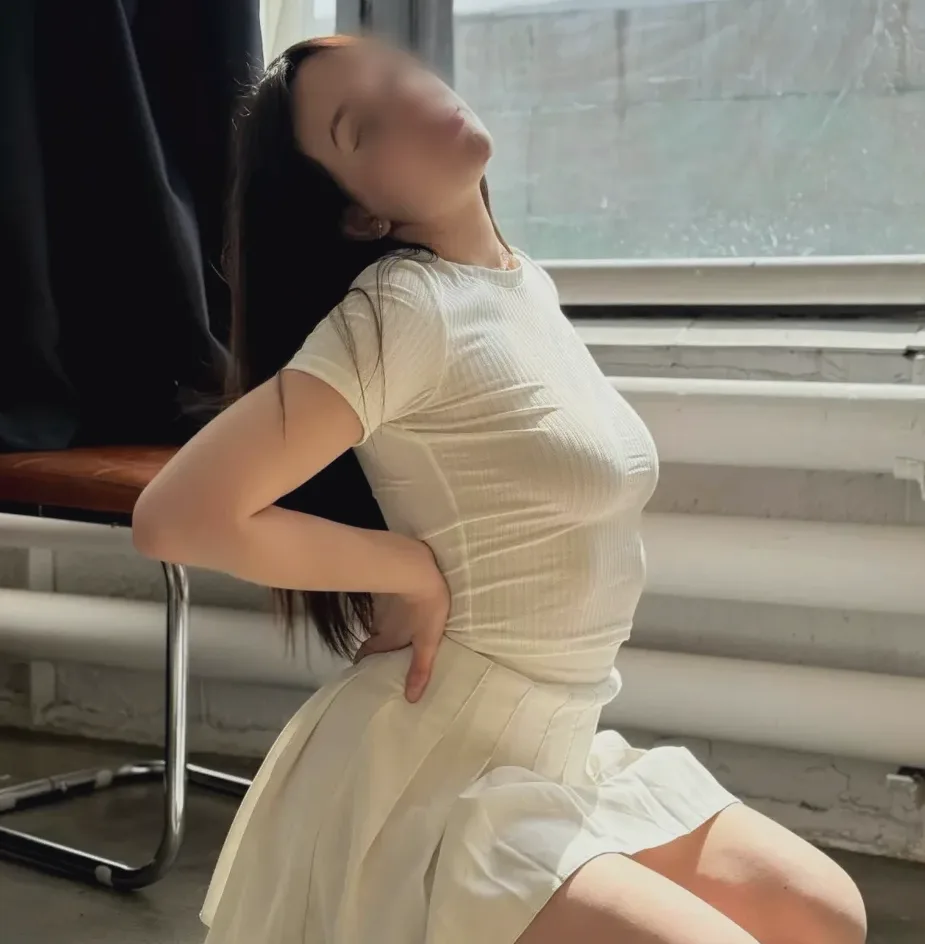 Jana, 22