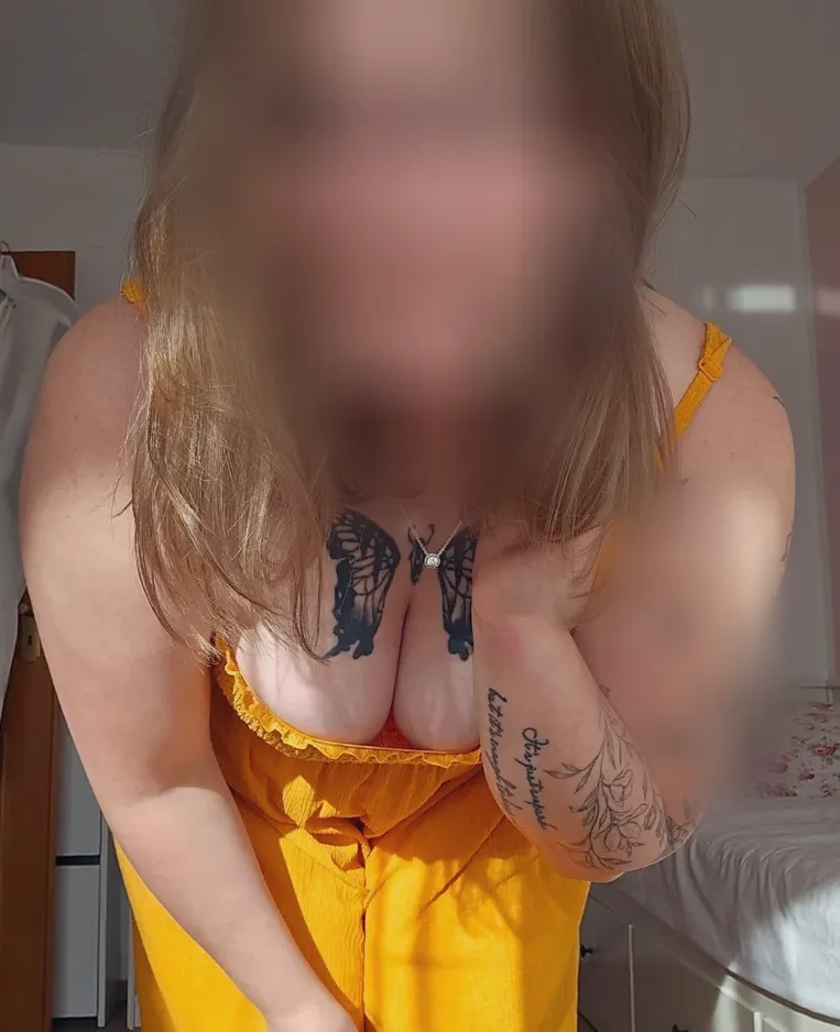 Josephine, 30
