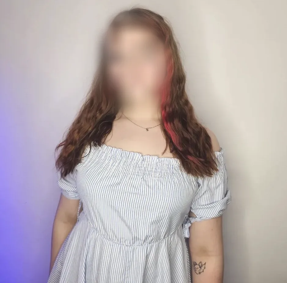 Marina, 21